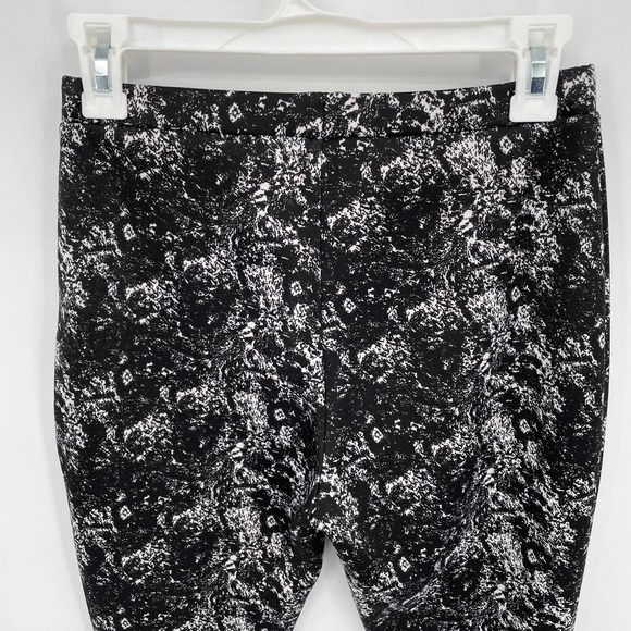 Joseph Ribkoff Legging Pants // 4 - Picture 6 of 6
